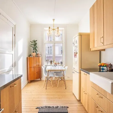 Spacious Flat In Trendy Area Apartment Oslo