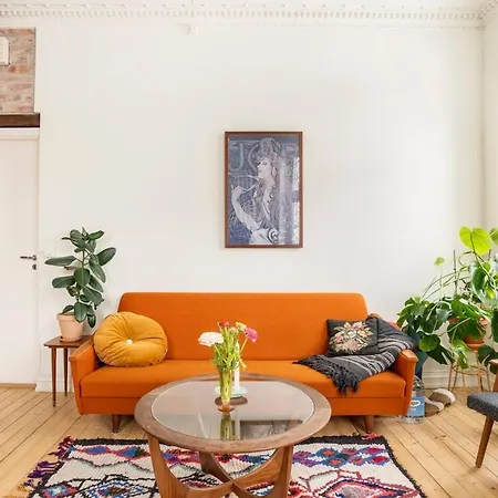 Apartment Spacious Flat In Trendy Area *