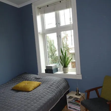 Apartment Spacious Flat In Trendy Area *